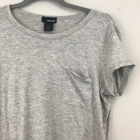 NEW Gray crop comfy tee - Picture 2 of 2